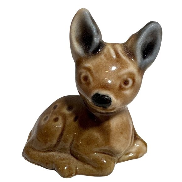 Wade Whimsies England Brown Glazed Miniature Fawn Figurine  Red Rose Tea Minatur - Picture 1 of 5
